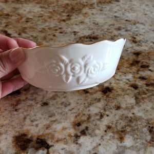 Lenox Porcelain Bowl Rosebud design